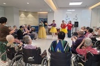 아랑 장구 공연단의 장구 및 음악 공연